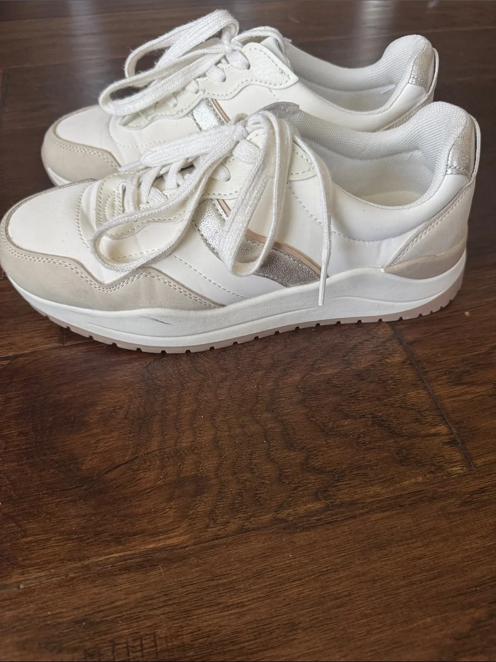 Time and Tru Casual Chunky Sneaker